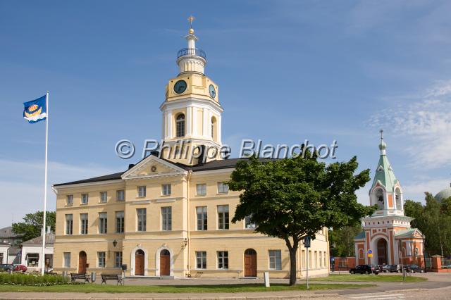 finlande 16.JPG - Hôtel de Ville et Eglise orthodoxe St-Pierre et St-Paul, Hamina, Finlande